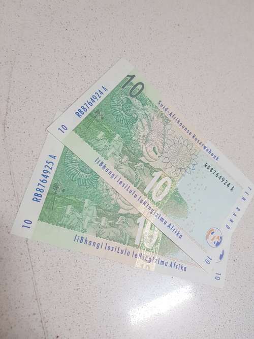 2 TIMES UNC TEN RAND NOTES GILL MARCUS
